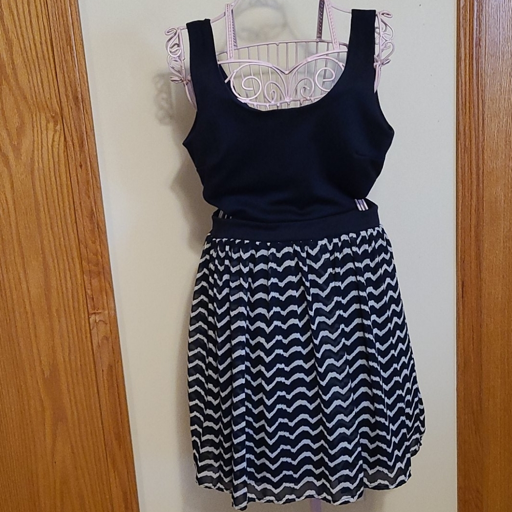Blue cut out summer dress